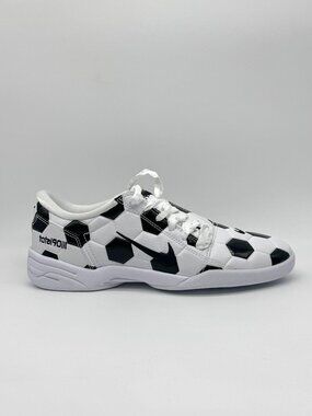 Nike Womens Total 90 Soccer Ball Shoes Black White Sz 8 New IO2388-100